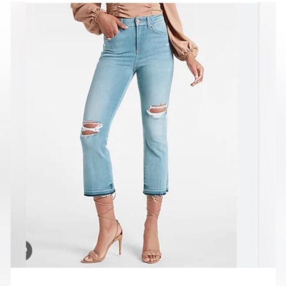 Express High Rise Raw Hem Cropped Flare Ripped Jeans Size S/R (0/2/4) - Picture 1 of 11